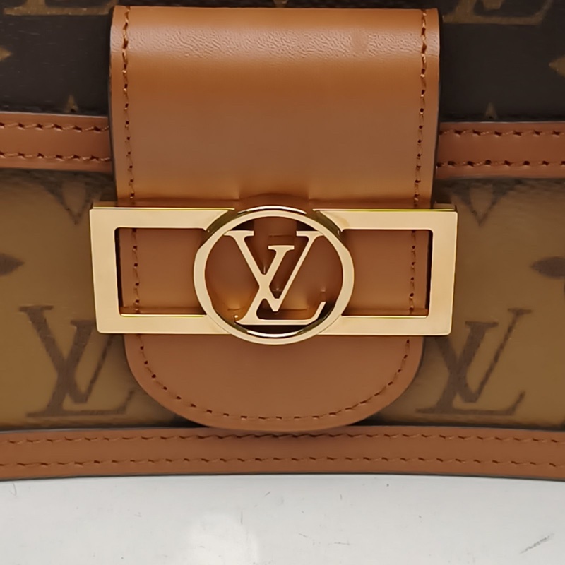 LOUIS VUITTON Dauphine達芙妮Mini老花PVC晶片肩背包-4