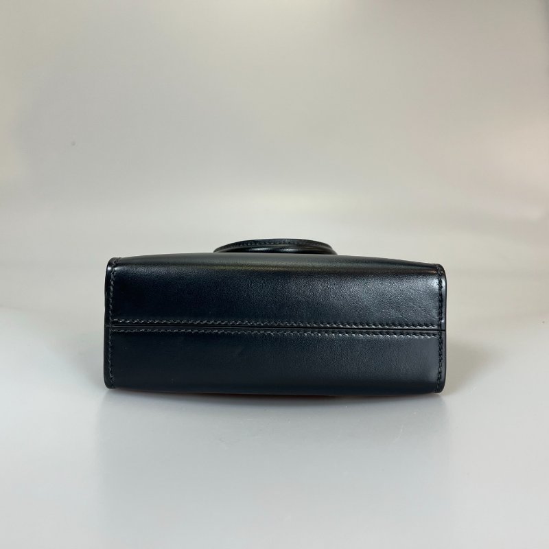 PRADA 1BA333 黑壓紋琴譜包MINI-4