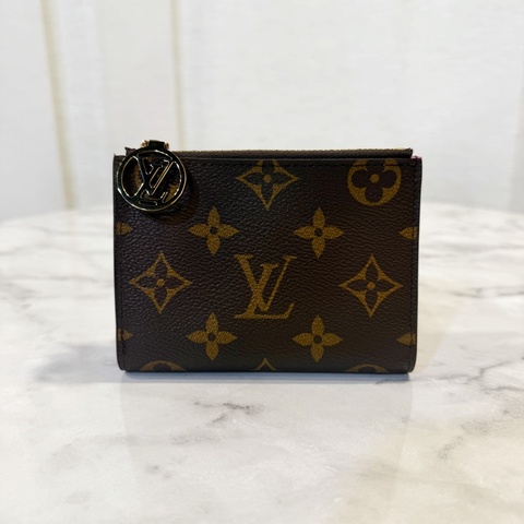 LV 原花內粉紅6卡對釦Lisa短夾M82383