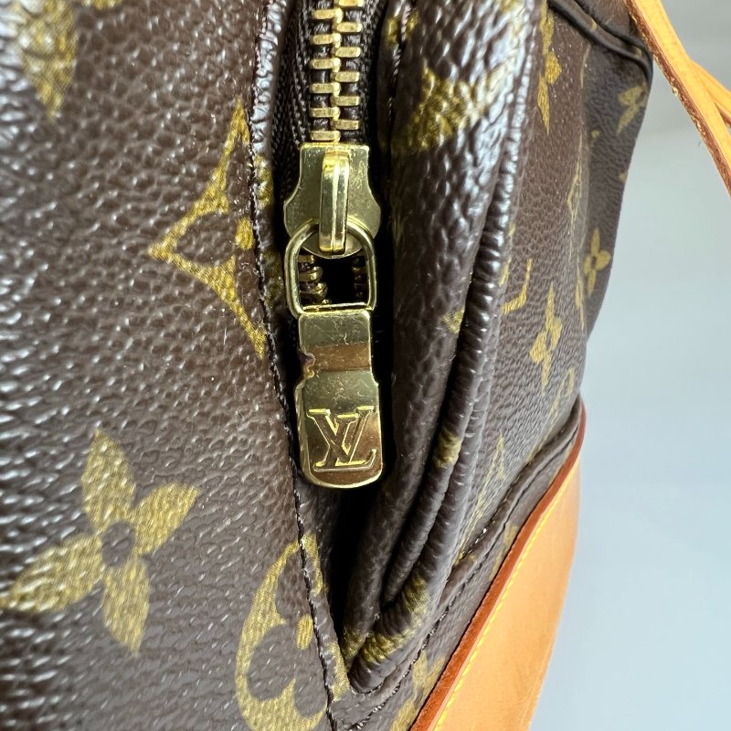 LV M51137  老花Montsouris PM 後背包-9