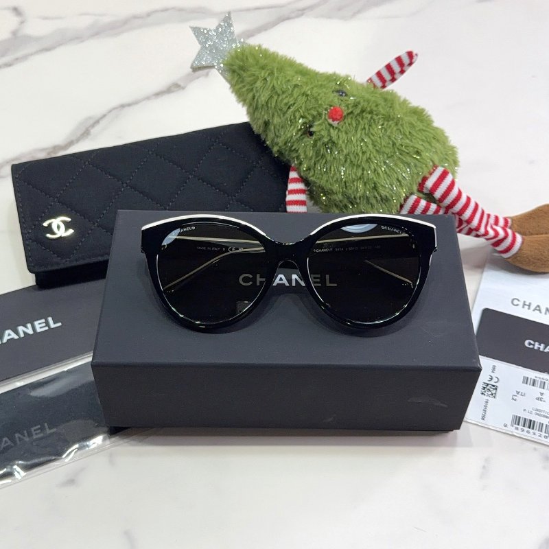 CHANEL 全新米黑色蝴蝶形太陽眼鏡-0