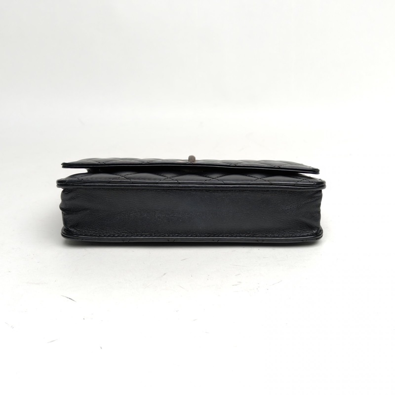 CHANEL 2.55WOC19黑色牛皮24開銀扣肩背包-3