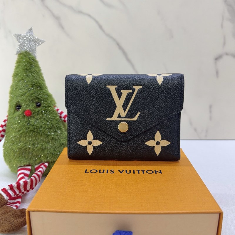 LV Victorine雙色壓紋三折短夾-0