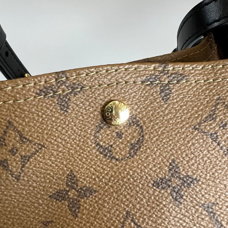 LV M46816/晶片款 老花Atlantis BB菜籃子包-8