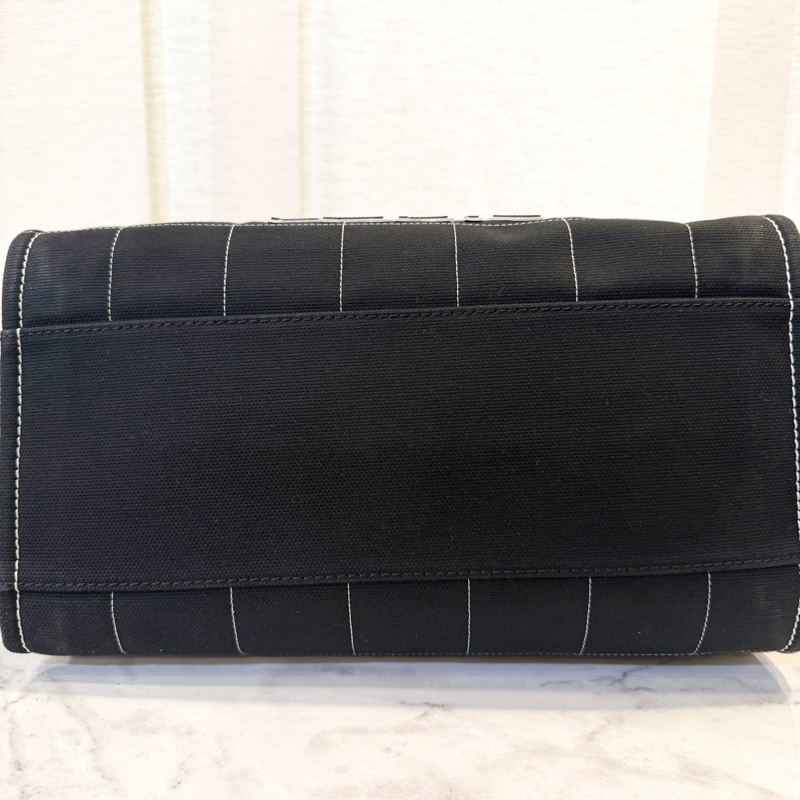 Chanel 黑格帆布立體logo手提肩背沙灘包-5