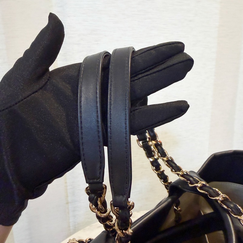 Chanel 黑格帆布立體logo手提肩背沙灘包-22