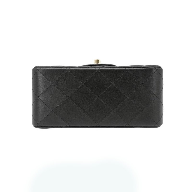 Chanel 展示品 Coco 淡金logo羊皮方胖斜背包-17cm(A35200-黑)-3