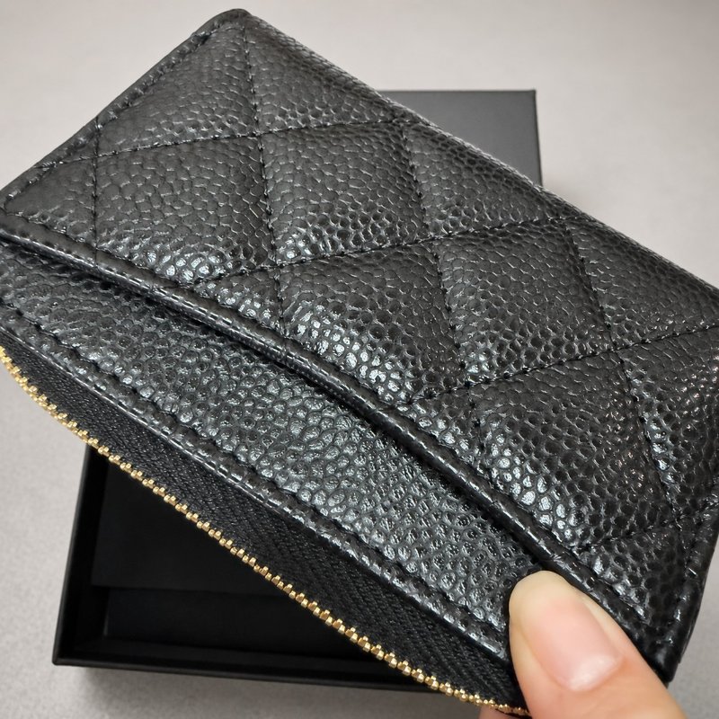 **全新**Chanel 香奈兒 ㄇ字黑金零錢包 全新未使用 荔枝皮零錢包-5