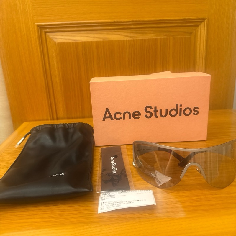 Jennie同款 Acne Studios 墨鏡-6