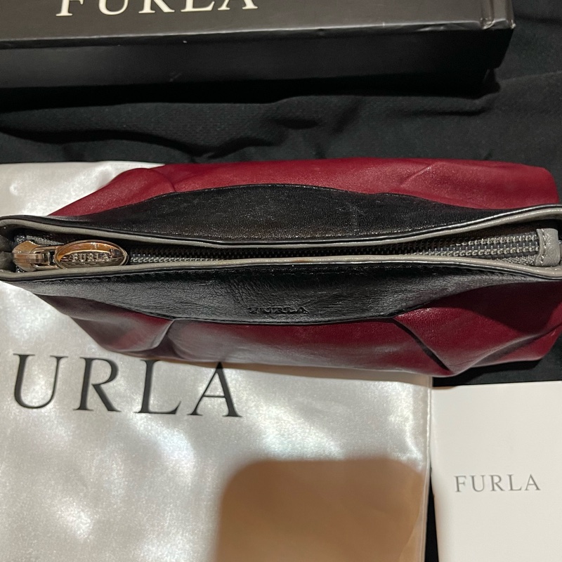 FURLA酒紅色化妝包 手拿包-16
