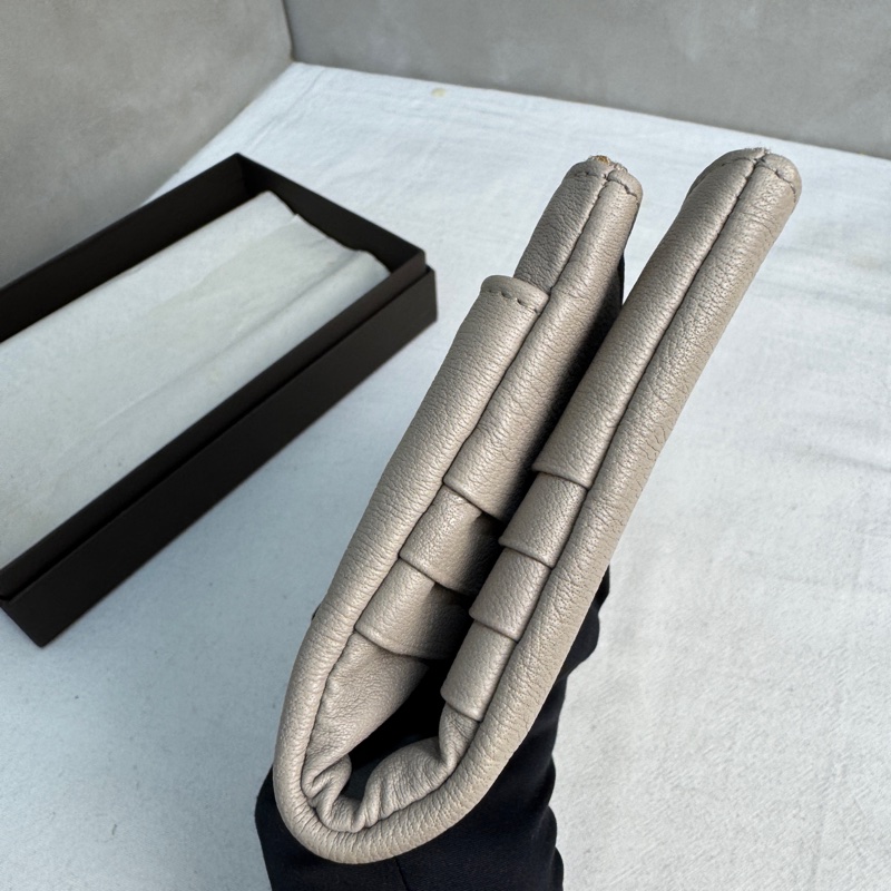 【赫蒂國際精品】𝐁𝐨𝐭𝐭𝐞𝐠𝐚 𝐕𝐞𝐧𝐞𝐭𝐚 編織拉鍊手拿包vintage 二手 中古-7