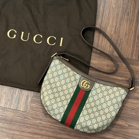 GUCCI 598125  老花肩背包