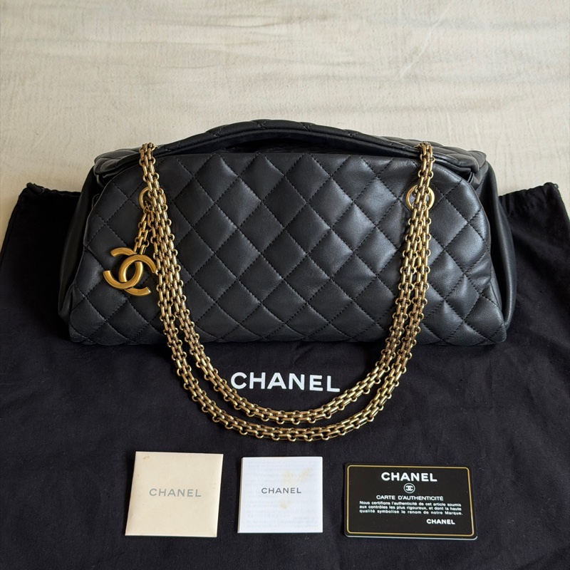 Vintage Chanel香奈兒2010限定/黑色金扣保齡球包/鏈條單肩腋下包-0