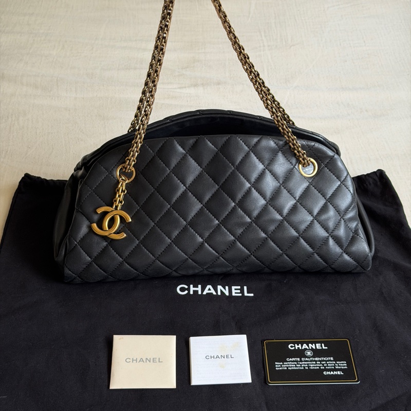 Vintage Chanel香奈兒2010限定/黑色金扣保齡球包/鏈條單肩腋下包-2