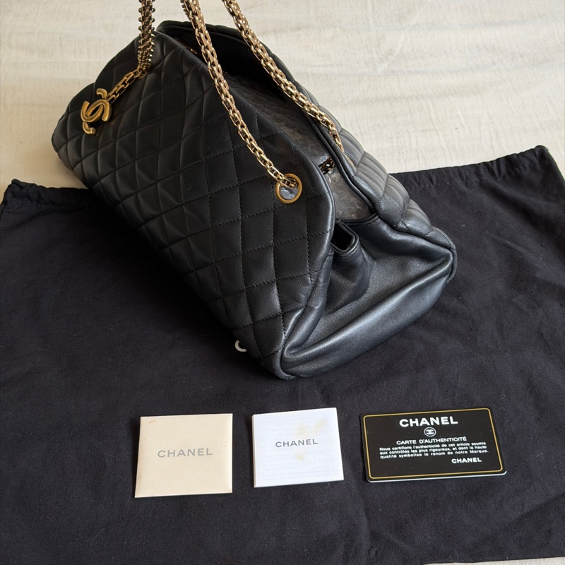Vintage Chanel香奈兒2010限定/黑色金扣保齡球包/鏈條單肩腋下包-4
