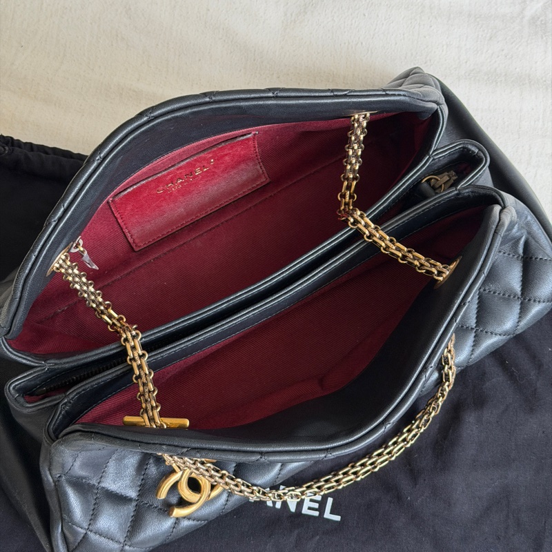 Vintage Chanel香奈兒2010限定/黑色金扣保齡球包/鏈條單肩腋下包-9