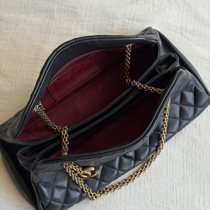 Vintage Chanel香奈兒2010限定/黑色金扣保齡球包/鏈條單肩腋下包-16