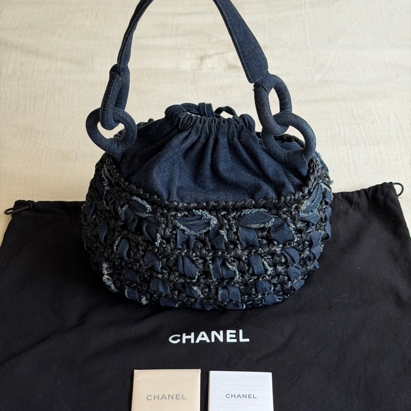 Vintage 稀有珍品 /Chanel 2006 限量/牛仔拉菲草編織小菜籃🧺 黑色壓克力球超時髦-4