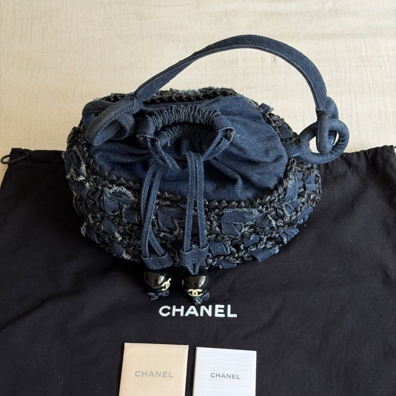 Vintage 稀有珍品 /Chanel 2006 限量/牛仔拉菲草編織小菜籃🧺 黑色壓克力球超時髦-7