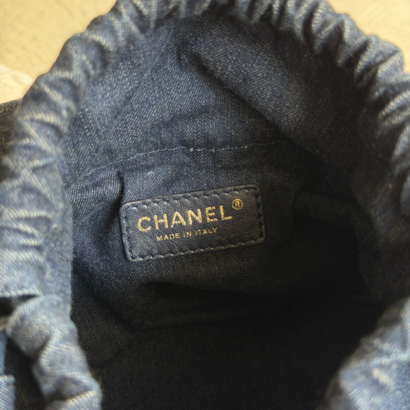 Vintage 稀有珍品 /Chanel 2006 限量/牛仔拉菲草編織小菜籃🧺 黑色壓克力球超時髦-12