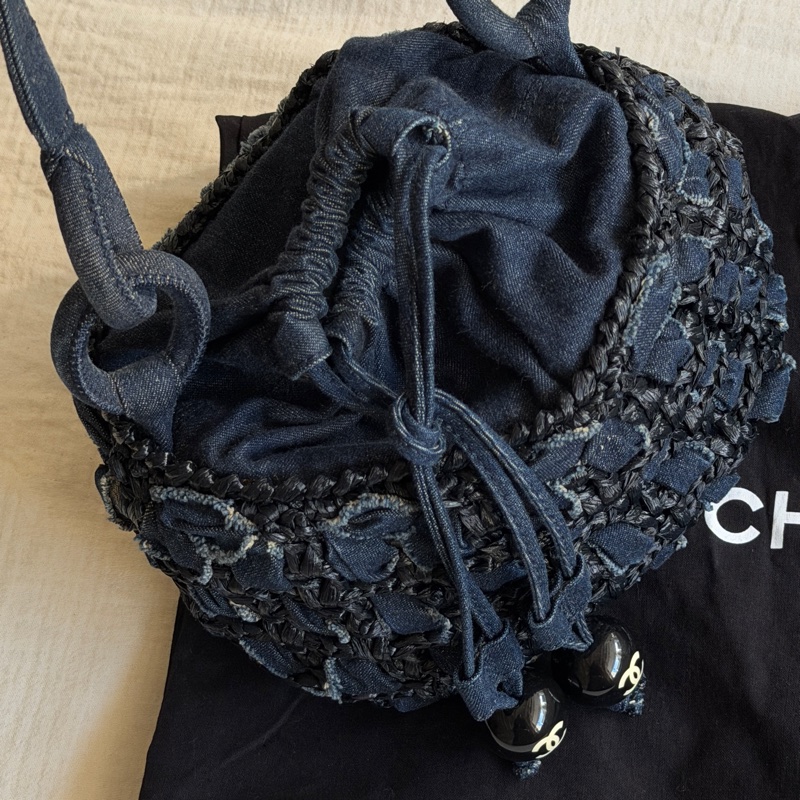 Vintage 稀有珍品 /Chanel 2006 限量/牛仔拉菲草編織小菜籃🧺 黑色壓克力球超時髦-20