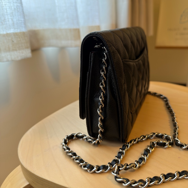 Chanel 經典WOC 黑銀荔枝牛皮 （晶片款）-1