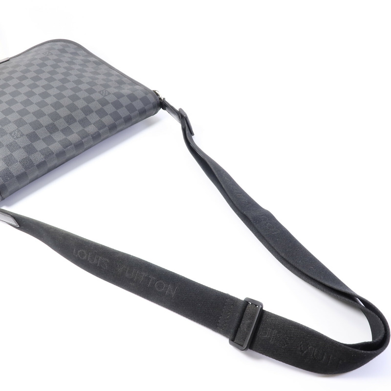 LOUIS VUITTON Damier Graghite Daniel MM肩背袋-8
