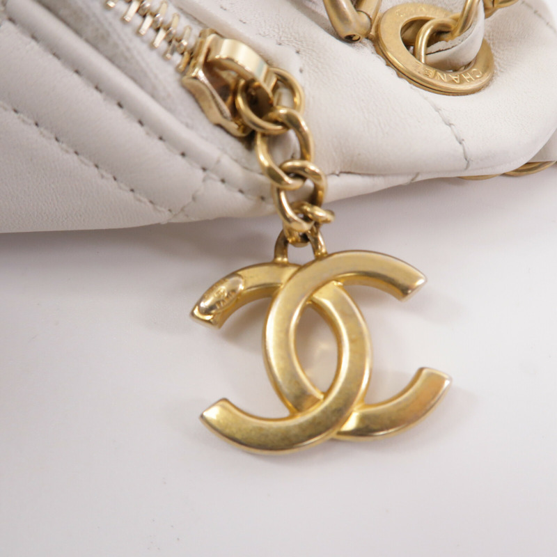 CHANEL 牛皮皮革All About Chains Waist Bag腰包-6