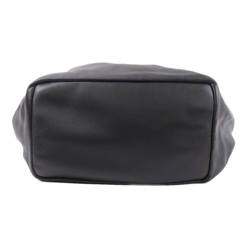 LOEWE 羊皮皮革Squeeze Bag Medium肩背袋-3