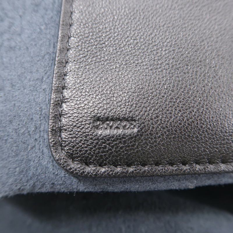 LOEWE 羊皮皮革Squeeze Bag Medium肩背袋-7