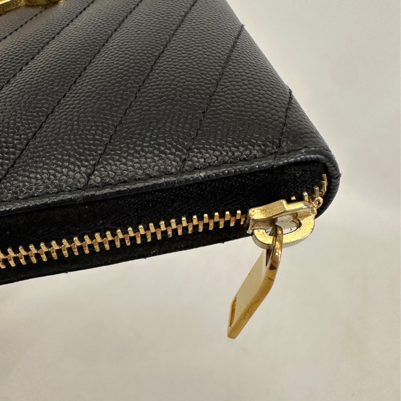 YSL 黑魚子醬牛皮金釦ㄇ拉12卡長夾-9
