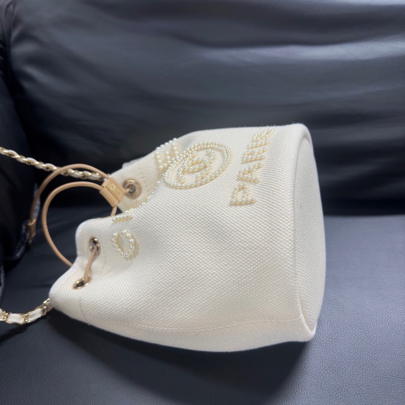 Chanel 香奈兒 米色沙灘珍珠小水桶包 珍珠logo-3