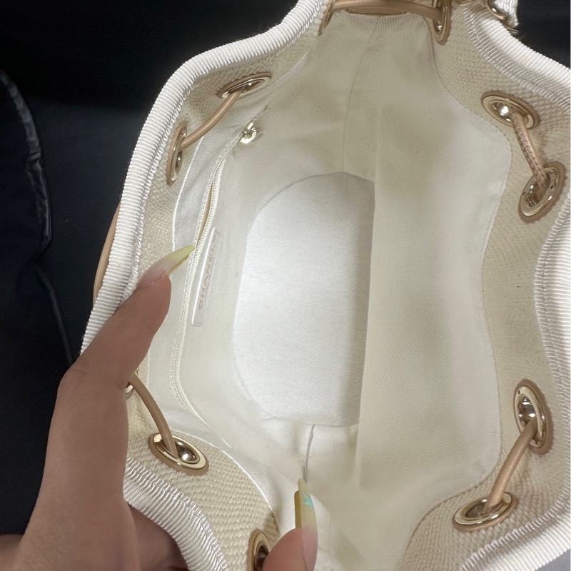 Chanel 香奈兒 米色沙灘珍珠小水桶包 珍珠logo-5