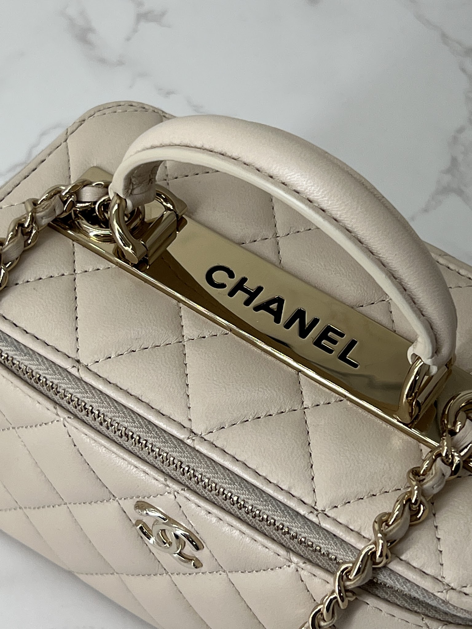 香緹國際精品 CHANEL TRENDY CC 鍊帶 化妝包 1022-2