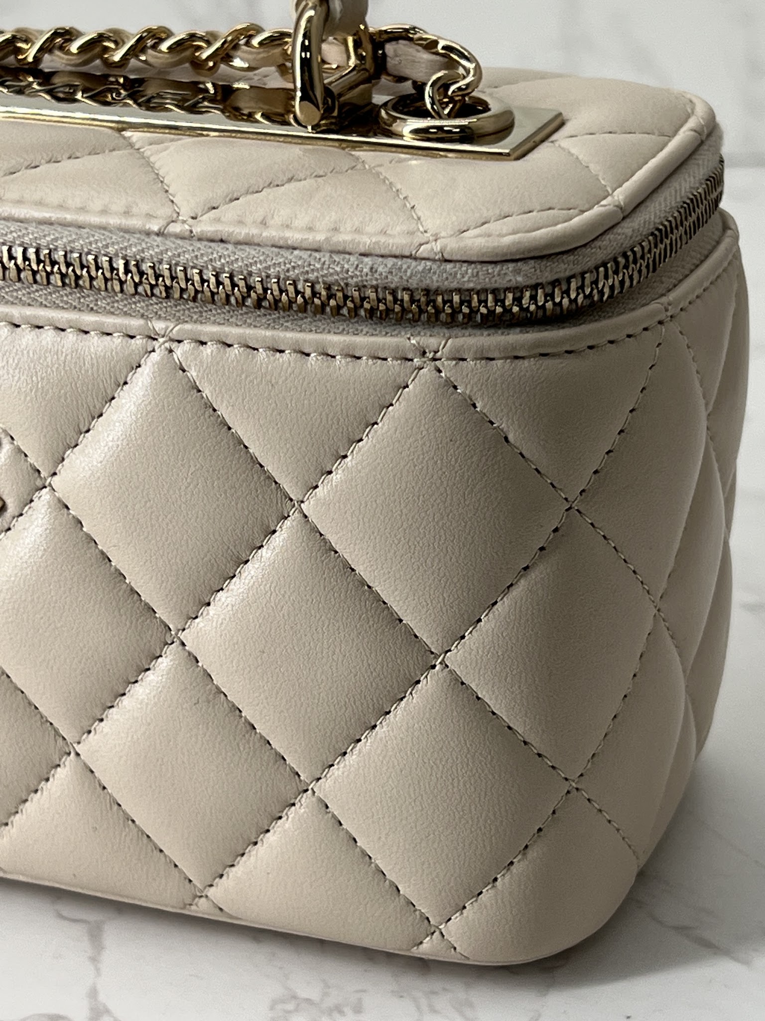 香緹國際精品 CHANEL TRENDY CC 鍊帶 化妝包 1022-4
