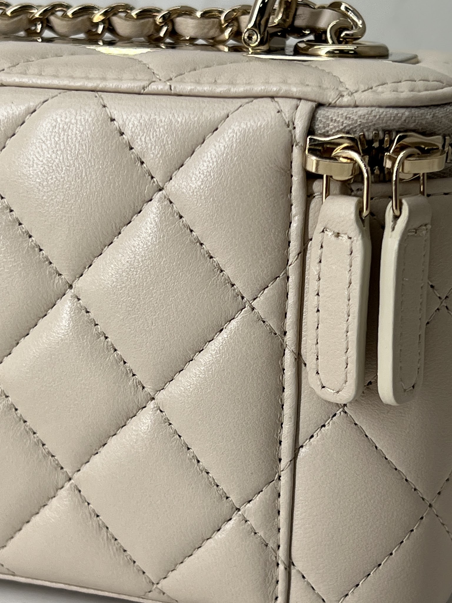 香緹國際精品 CHANEL TRENDY CC 鍊帶 化妝包 1022-7