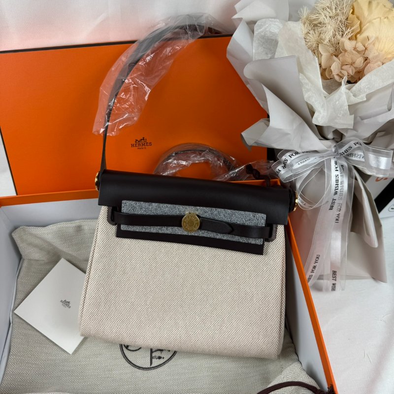 近新閒置未使用 HERMES 愛馬仕 Mini Herbag 20 帆布X牛皮 烏木色金釦 斜背包 W刻 大全配 台灣購證-0