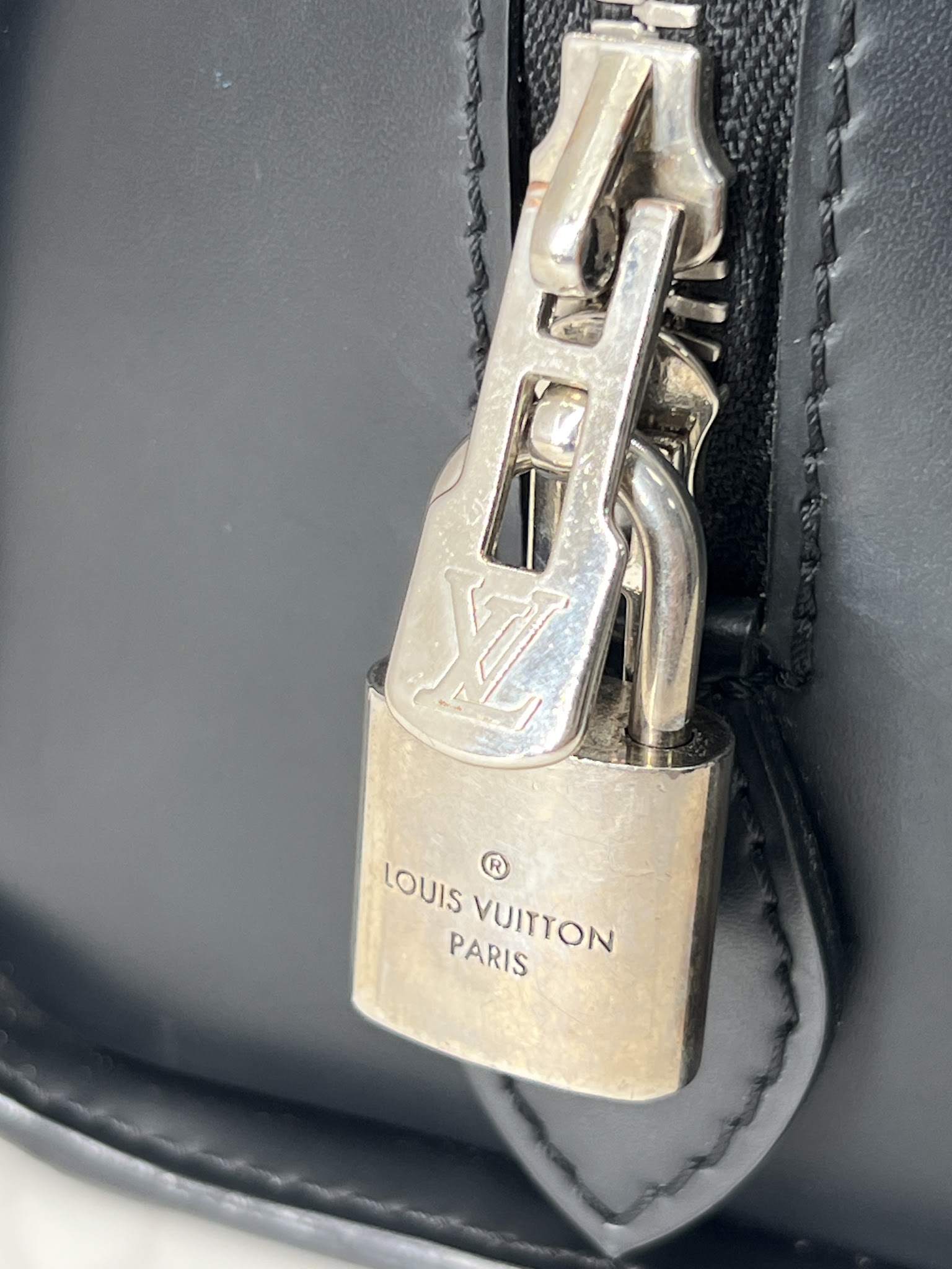 香緹國際精品 LV 水波紋 手提包 1019-3