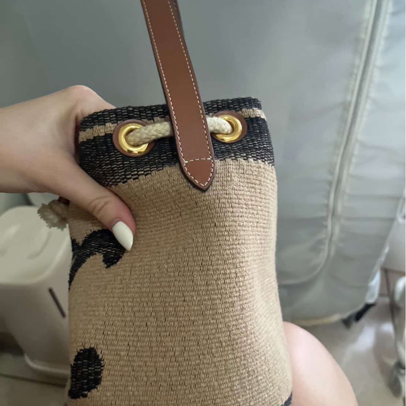 Celine 水桶包 甜售 可議-4