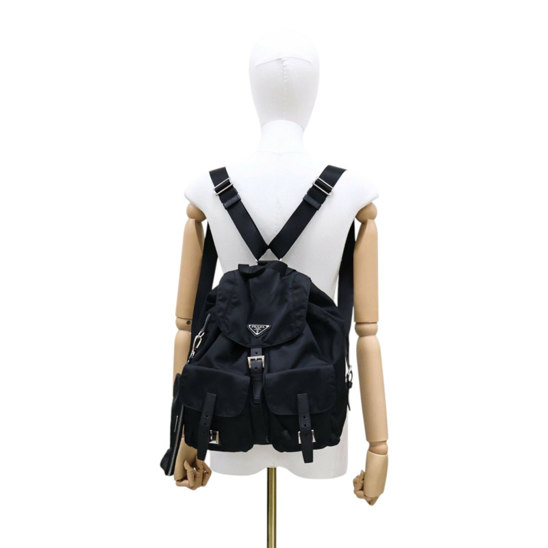 黑色 尼龍 Re-Nylon min 中型 後背包 附化妝袋【PRADA普拉達】 1BZ811-10