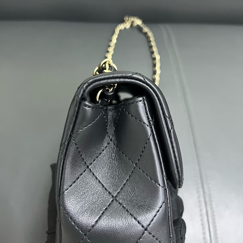 Chanel Classic Flap Mini 黑金羊皮 大Mini-8