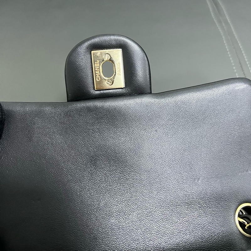 Chanel Classic Flap Mini 黑金羊皮 大Mini-18