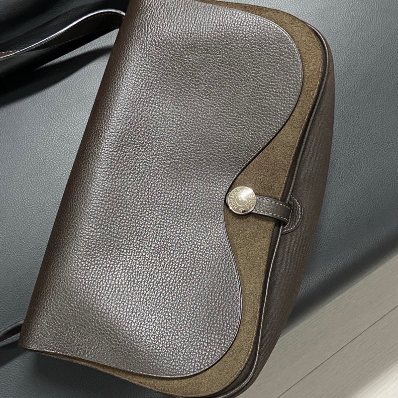 Hermes 爱马仕 絕版 Colorado saddle帆布拼皮馬鞍包 尺寸23*15-1