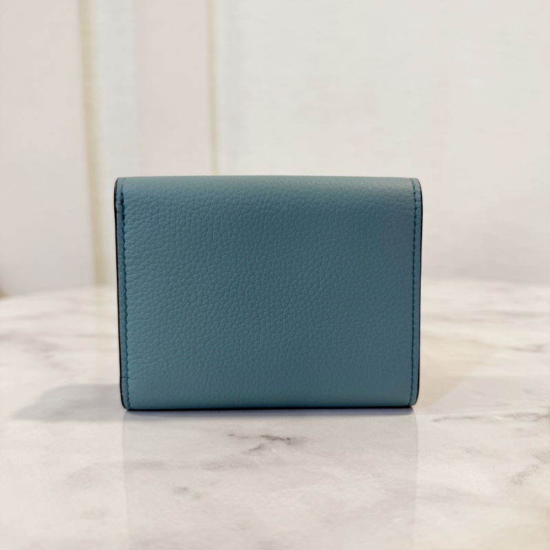 Loewe 湖水藍牛皮三折短夾-3