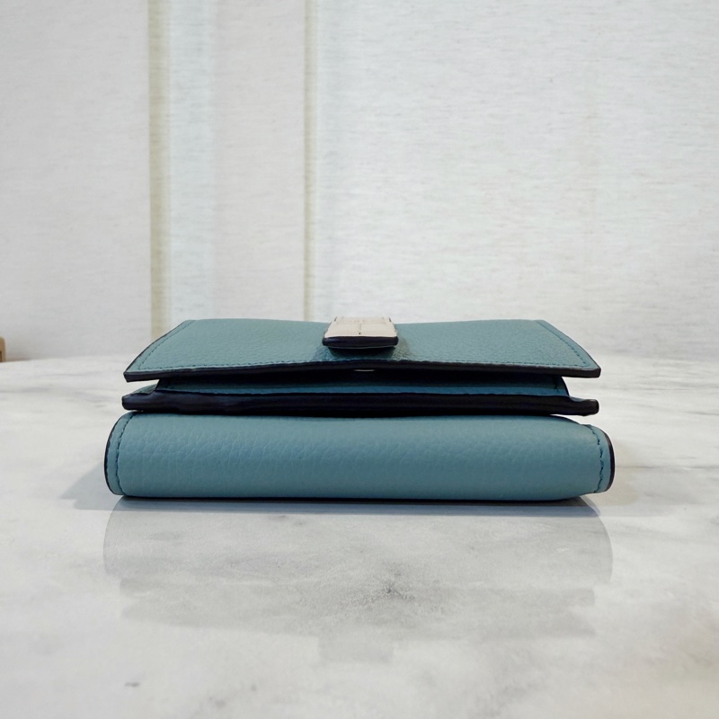 Loewe 湖水藍牛皮三折短夾-4