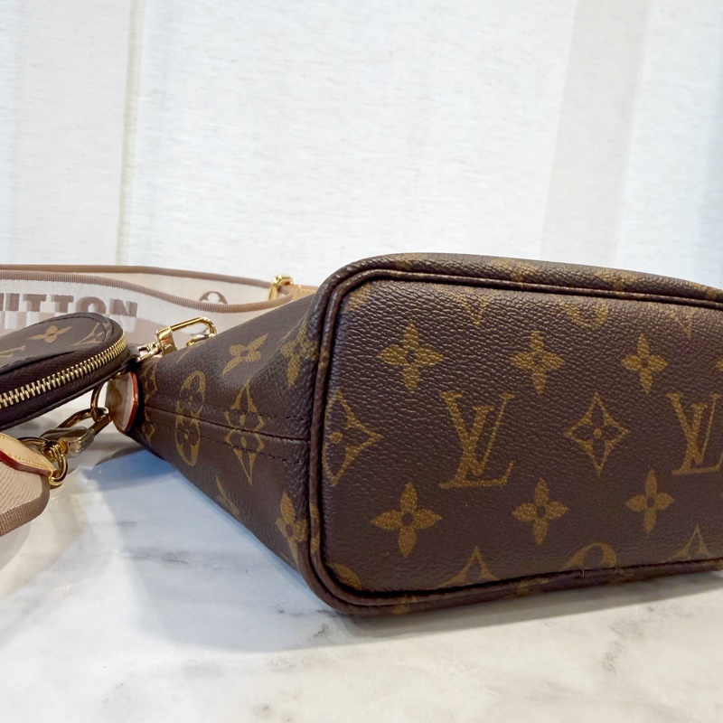 LV 原花金釦Neverfull BB手提斜背包-6