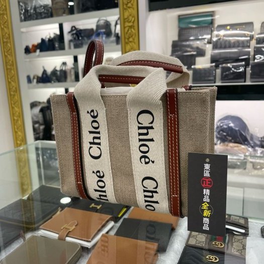 東區正精品㊣CHLOE MINI WOODY 全新迷你米白色帆布拼焦糖色皮革斜背包肩背包手提包 RA1745-5