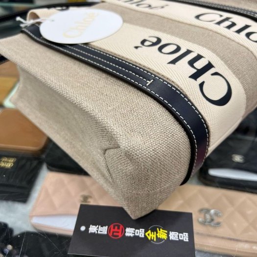 東區正精品㊣CHLOE Woody 全新新版深藍色皮革拼亞麻色帆布托特包手提包背帶斜背包兩用包小款 RZ5836-4