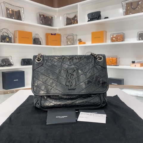 YSL 黑銀NIKI 新款D扣 中號 尺寸 約28*20