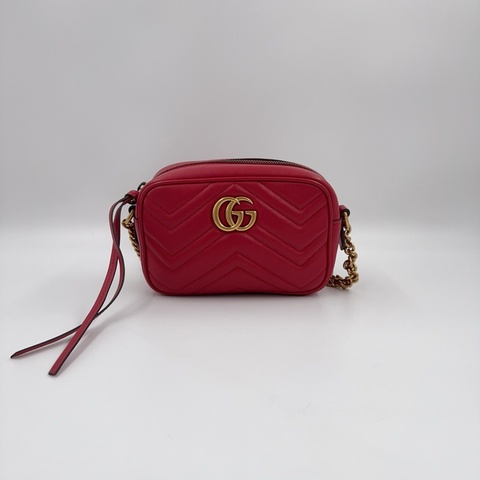 Gucci紅色mamont拉鍊相機包